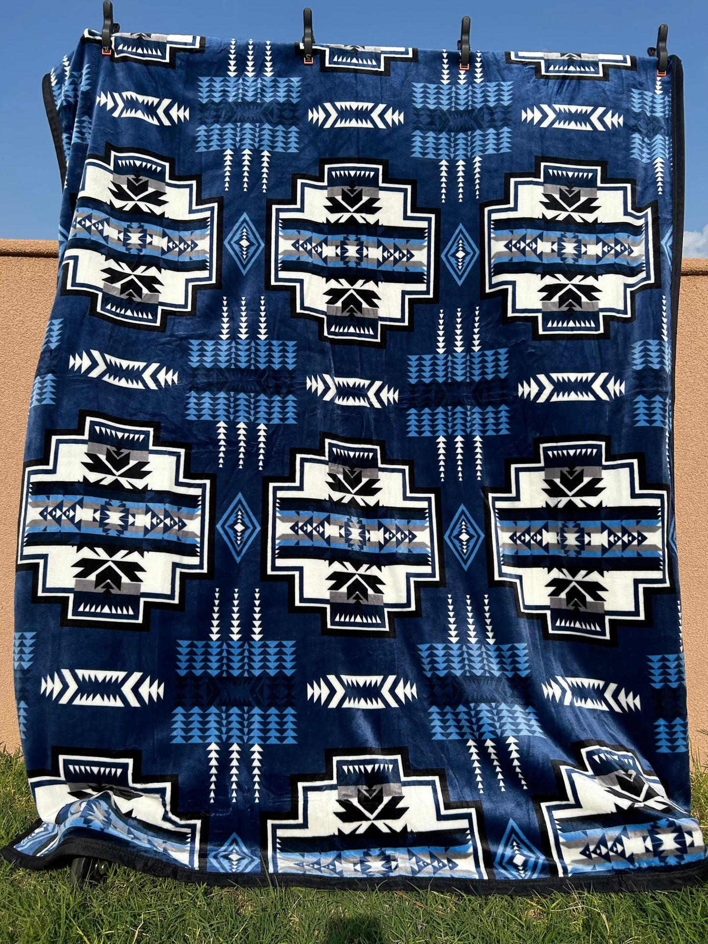 Blankets - FULL / TWIN